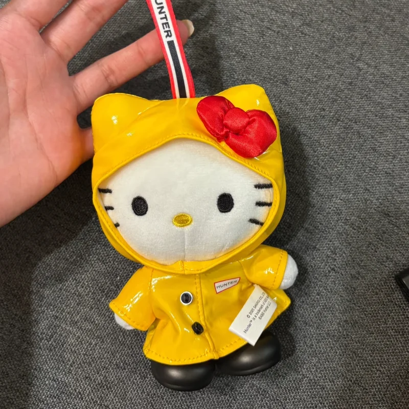 

Новые плюшевые игрушки Kawaii Sanrioed Hello Kitty, маленький кулон, плюшевые куклы Hello Kitty, милые модные бутиковые куклы, детский праздник