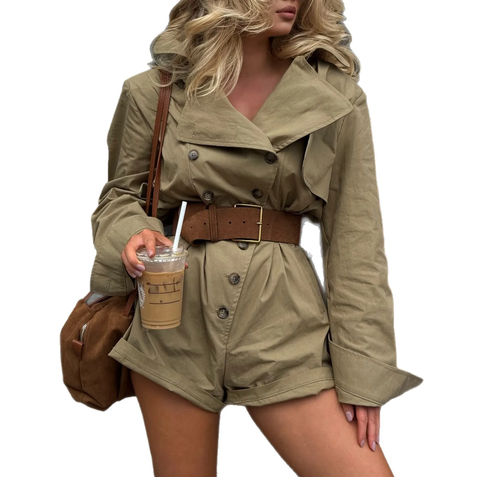 Рисунок 5 - Женский свитер с длинными рукавами и бантом