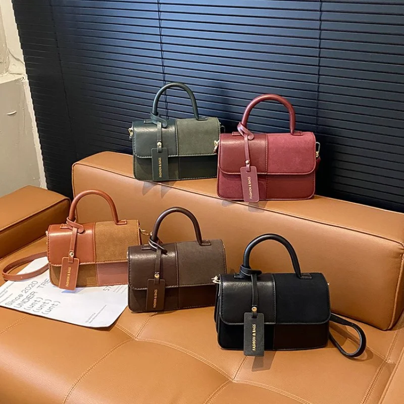 

High-End Women's Handbag Made Of Premium Leather Featuring Classic Designer Paris Style​