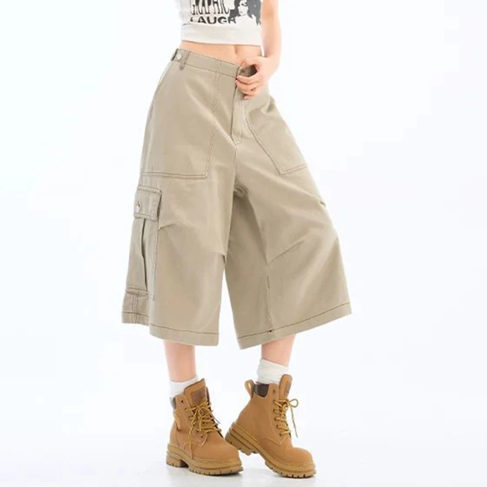 Khaki American versatile multi-pocket loose tooling shorts women's 2025 summer high-end wide-leg cropped pants