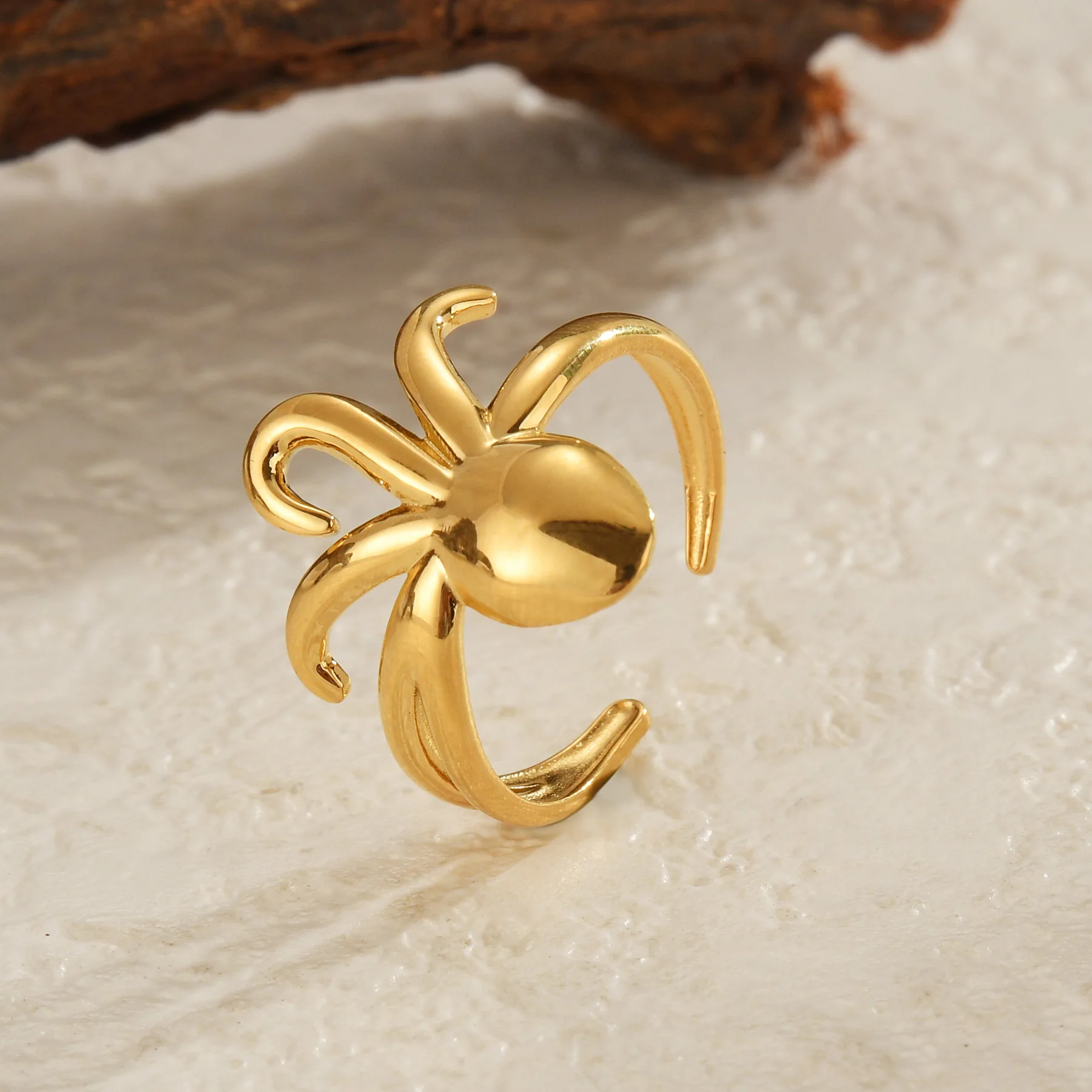 18K Gold Color Stainless Steel Smooth Fish Octopus Ring For Women Trendy Personal Wedding Couple Metal Open Rings Jeweliry Gifts
