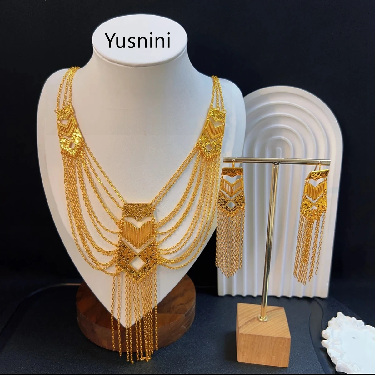 

New French Dubai Fashion High end 24K Gold Plated Necklace Earrings Exquisite Engagement Party Jewelry Set for Lovers