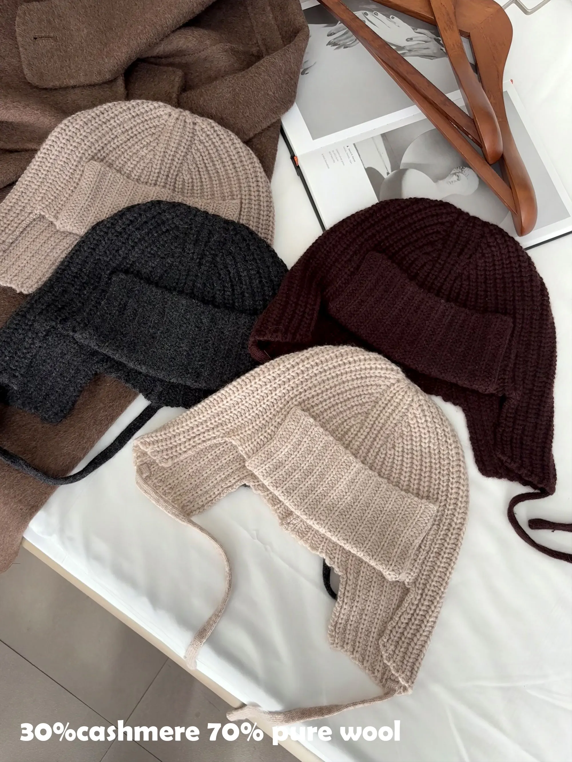 gorro-de-cachemira-universal-para-hombre-y-mujer-estilo-lei-feng-ideal-para-otono-e-invierno-calido-de-diseno-sencillo-tejido-con-proteccion-para-las-orejas-que-estiliza-el-rostro-y-esta-hecho-de-lana