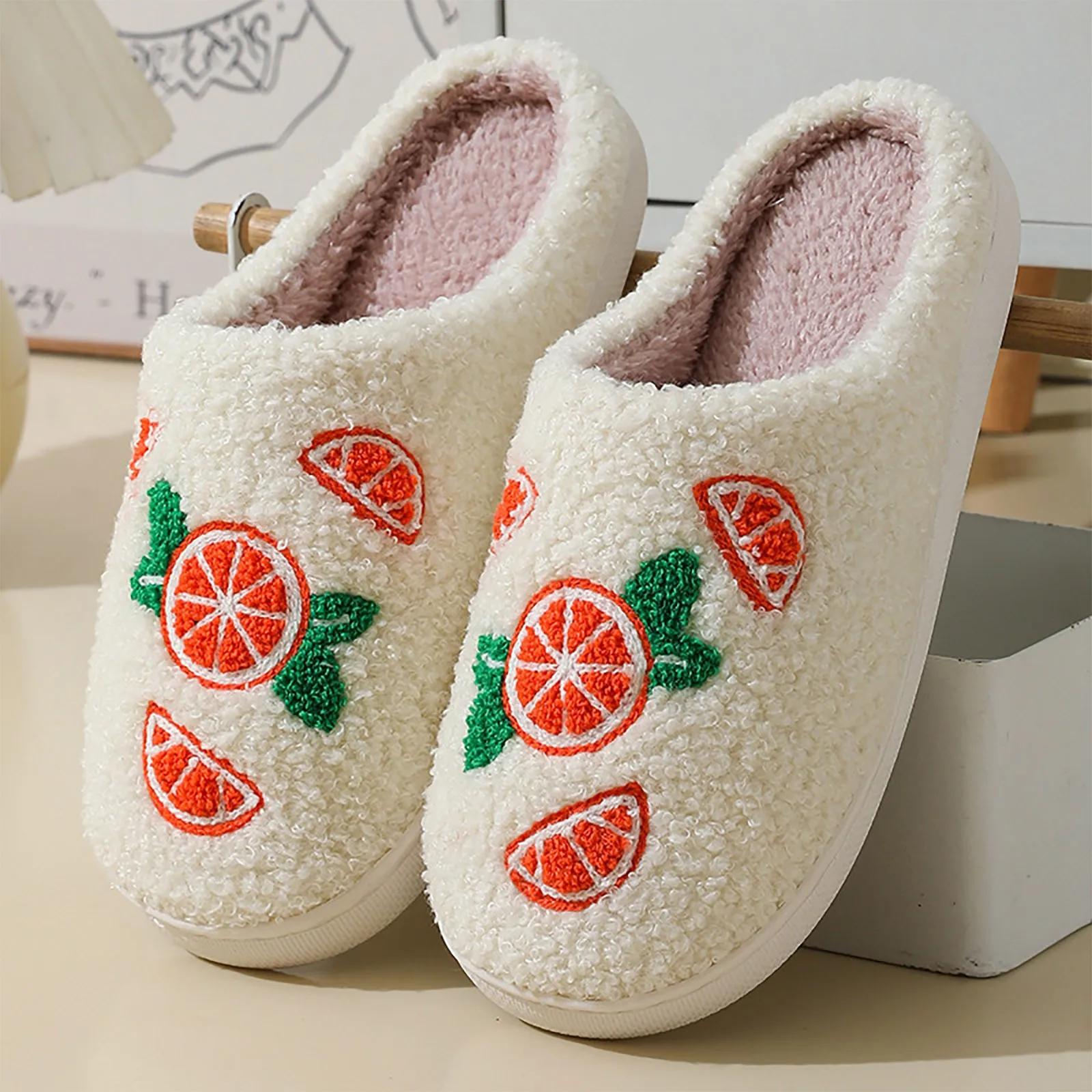 Couples Winter Fashion Pattern Cotton Slippers For Men And Women Comfortable Home Warm Slippers Pig Slippers for Women pantofle