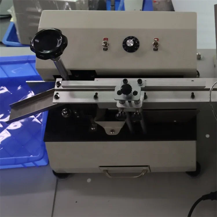 High Efficiency Radial Component Lead Cutter High Speed Radial Component Lead Cutting Machine