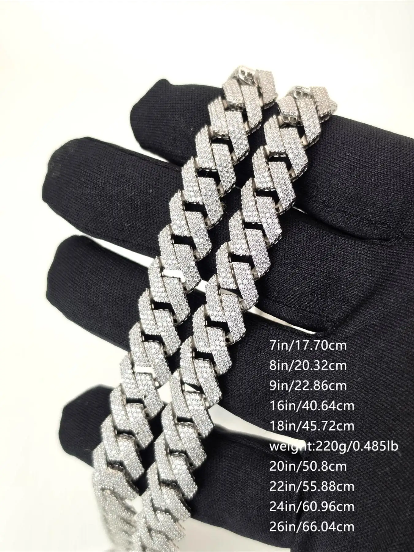 Miami Cuban chain 20mm classic with diamond-encrusted lock, American hip-hop trend jewelry is shiny and translucent