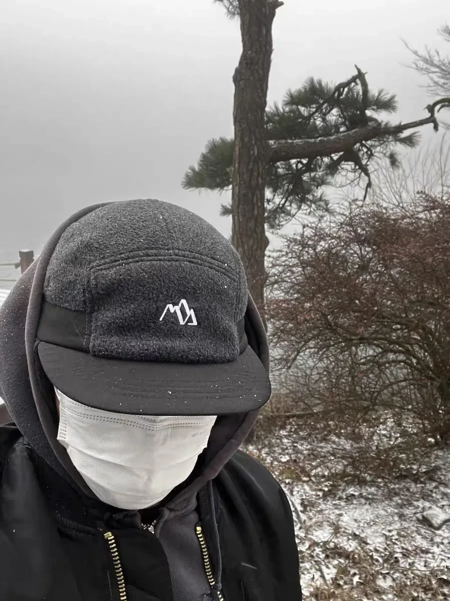 2023New Kurze Krempe Farbe Passenden Ohr Schutz Herbst Winter männer frauen Baseball Kappe Warme Outdoor Samt Aviator eimer Hut – Detail 2