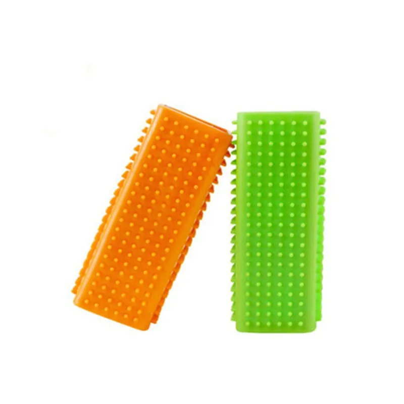 Efficient Pet Hair Removal, Reusable Fur Scraper Lint Brush, Pet Fur Cleaning Tool for Cats, Dogs, Sofas, Carpets & Beds view 3