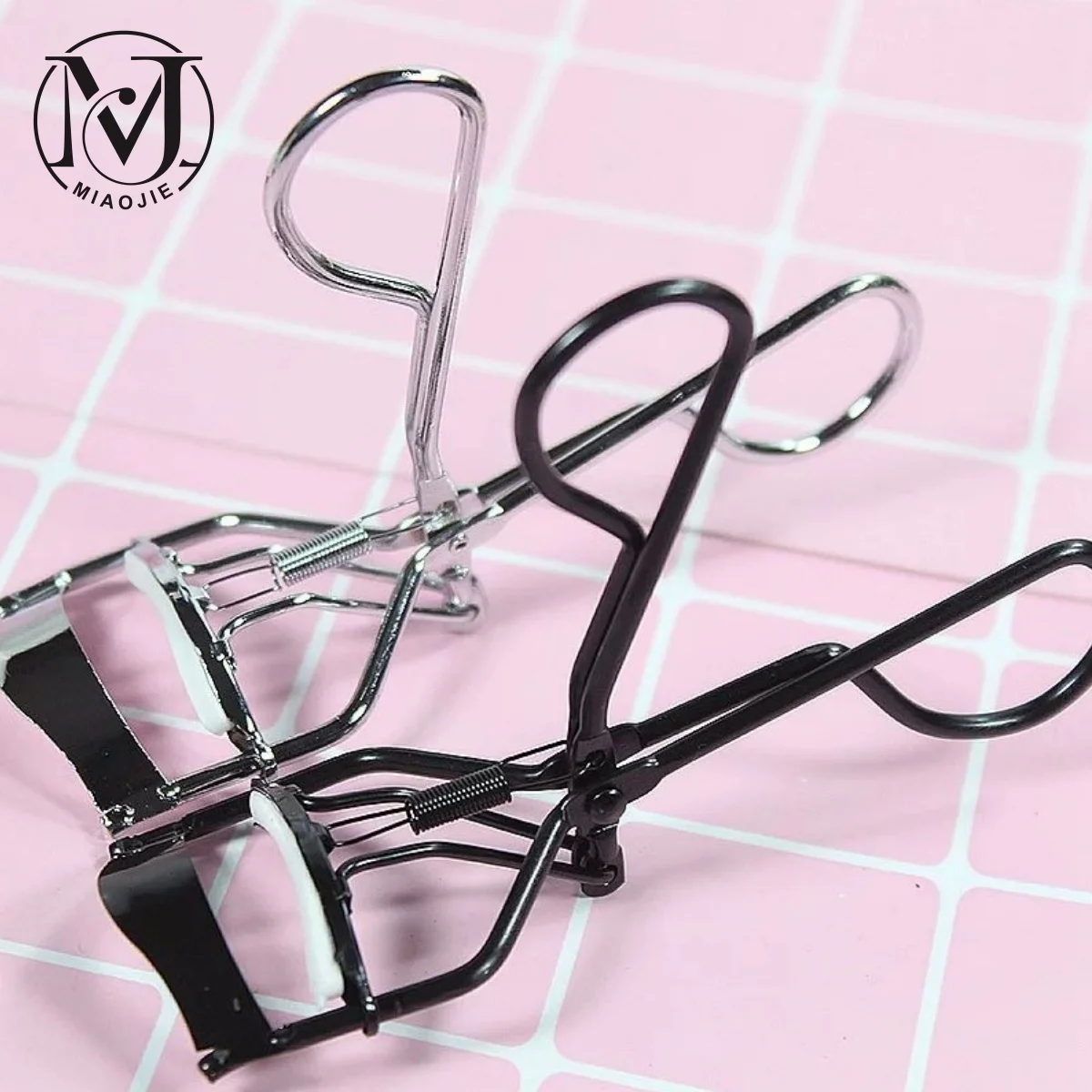 MJ 3D Eyelash Curler Natural Curl Portable Beauty Beauty Tool Three Dimensional Integral Eyelash Tweezer Accessories One Pack