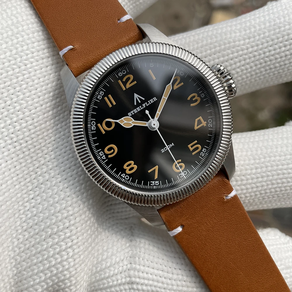 STEELFLIER Offizielle SF741 klassische Quarz-Armbanduhr, Souvenirs, Saphirspiegel, VH31, stumm, 200 m wasserdicht, luxuriöse Leuchtuhr – Detail 19