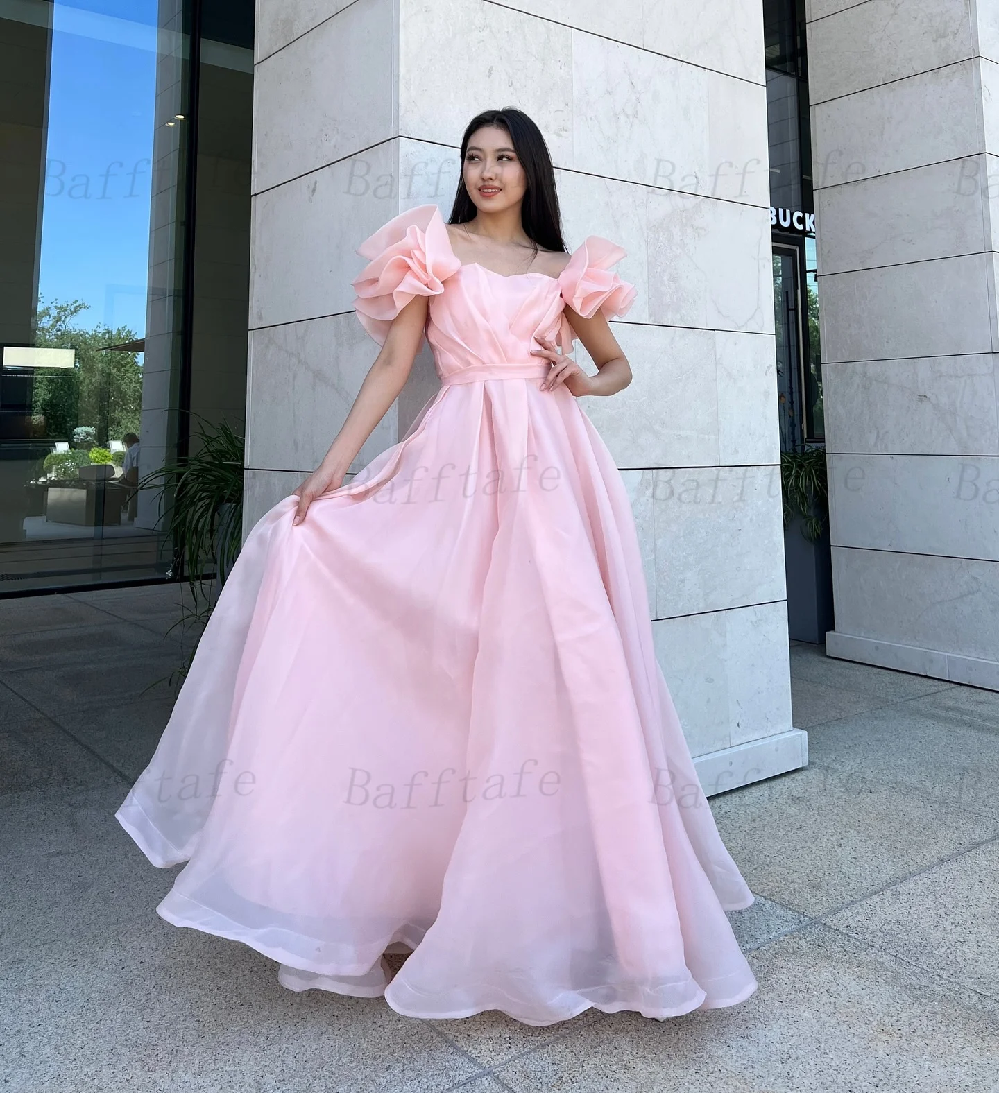 Bafftafe gaun pesta Prom panjang Organza merah muda gaun pengiring pengantin bahu ruffle Off gaun acara khusus gaun Formal disesuaikan