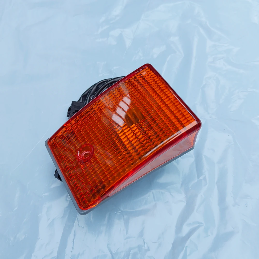 2Pcs 24V LED Cab Corner Lights For Mercedes Actros MP3 MP2 MP1 MB V8 V6 1841 2641 2555 3255 3341 Truck Turn Signal Spare Parts