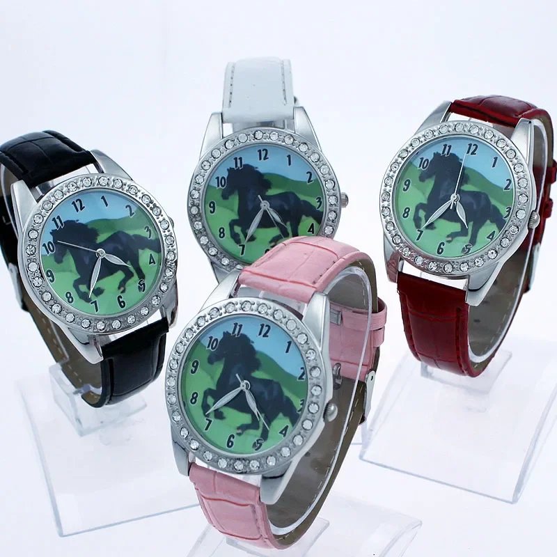 4Pcs Kids Watch Set Unisex Fashion Quartz Wristwatch with Cartoon Horse Dial Leather Strap for Boys & Girls