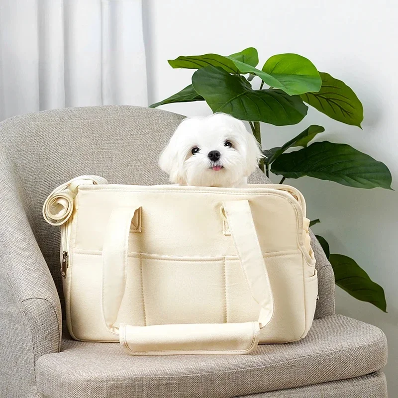 

Convenient and Portable One-Shoulder Bag for Small Dogs and Cats - Ideal Choice for Bringing Your Beloved Pets Along on Exciting