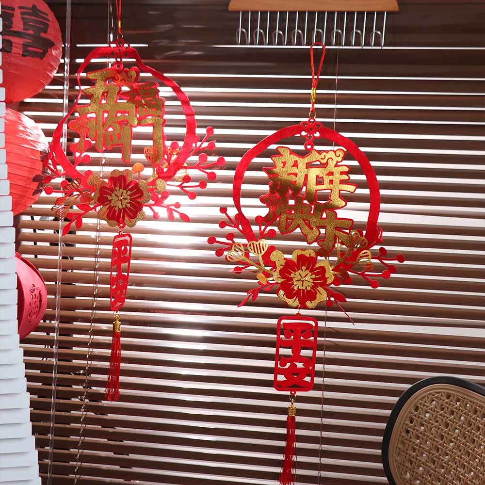 Red Chinese Lucky Character Pendants Traditional Handmade New Year Fu Character Pendants Flocking with Tassels