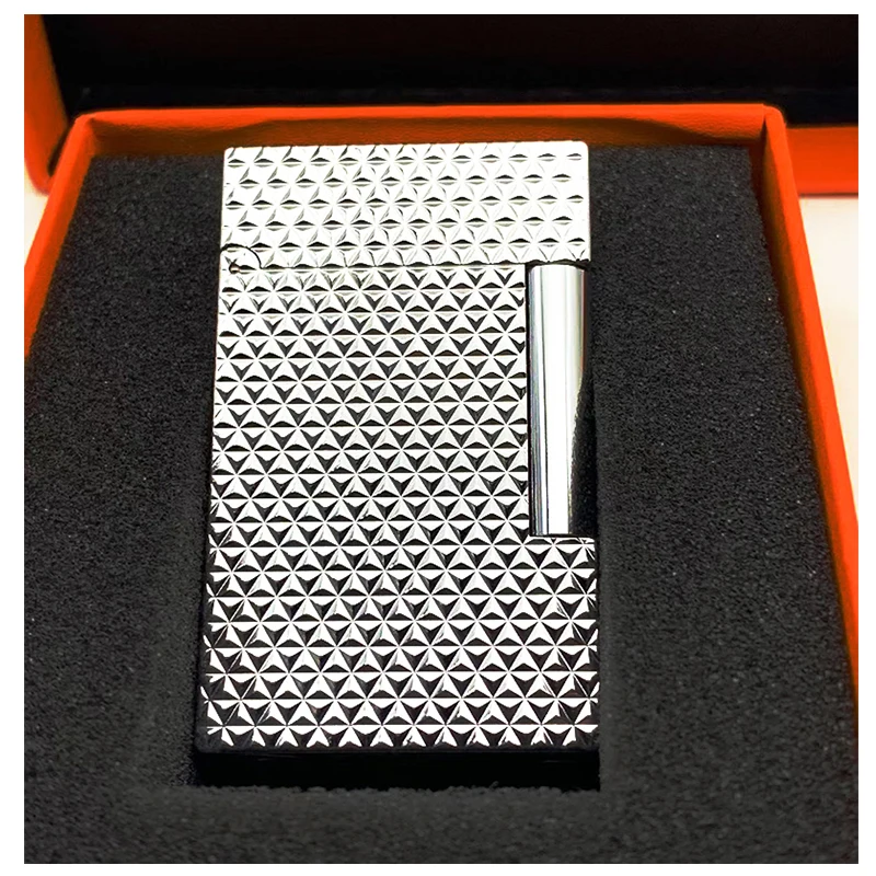 New retro lighter with bright brass shell, windproof gas lighter, cigarette lighter suitable for men's gift