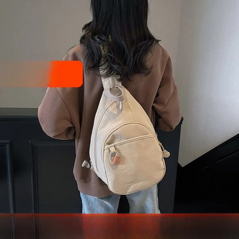 

Новая женская сумка-кроссбоди 2025 года с большой вместимостью, на одно плечо, для поездок на работу, повседневная, вертикальная, квадратная, складная