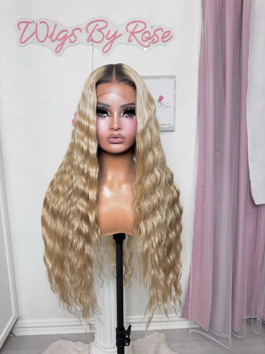 curly-ombre-blonde-synthetic-lace-front-wig-13x4-pre-plucked-glueless-for-women-black-women's-easy-wear-lace-wig