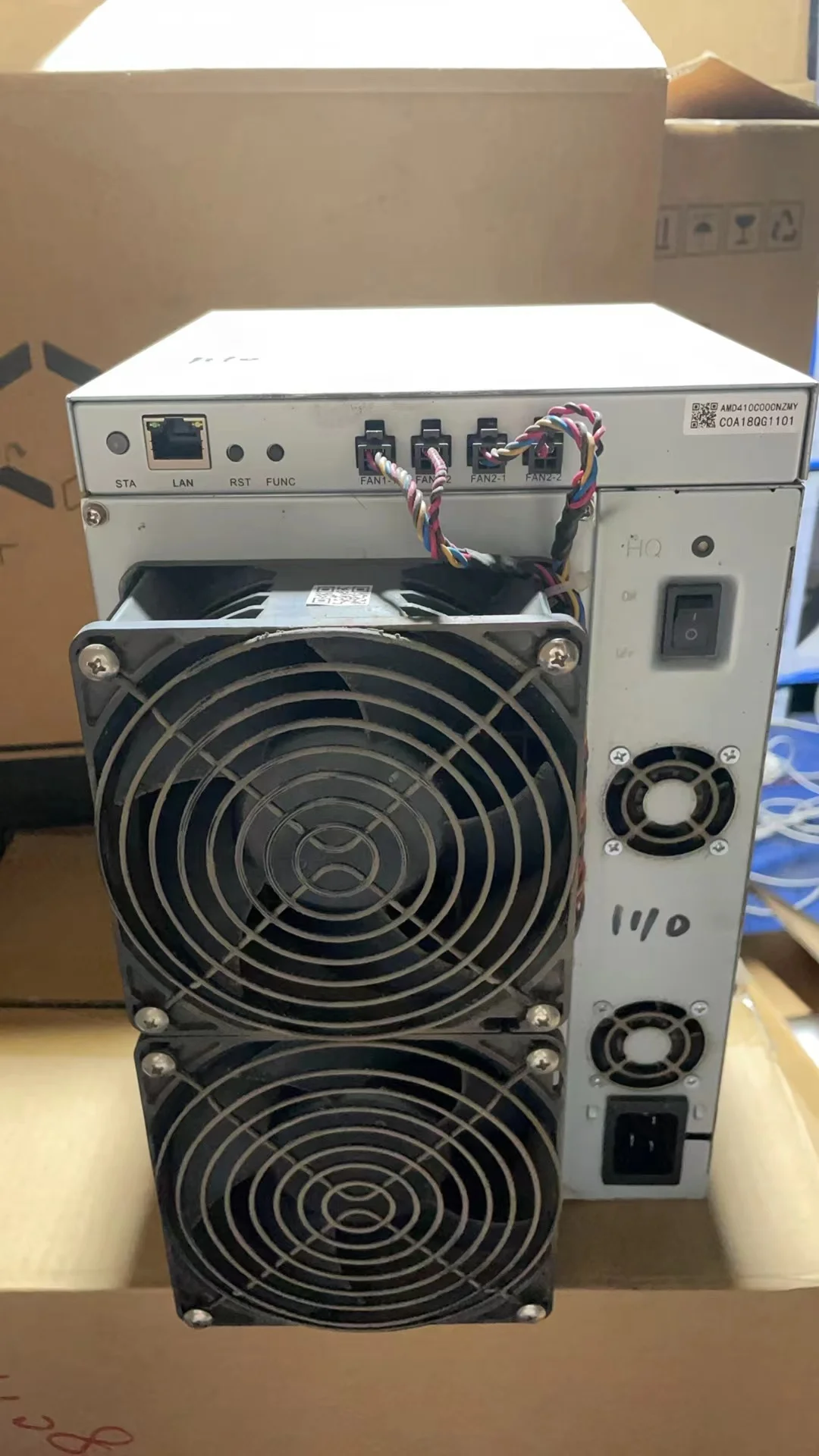 

Avalon-minero de Bitcoin A1346, máquina de criptomonedas, 3300W, BTC, Asic, 1346, 110T, BTC, A1246, A1166 pro, новинка