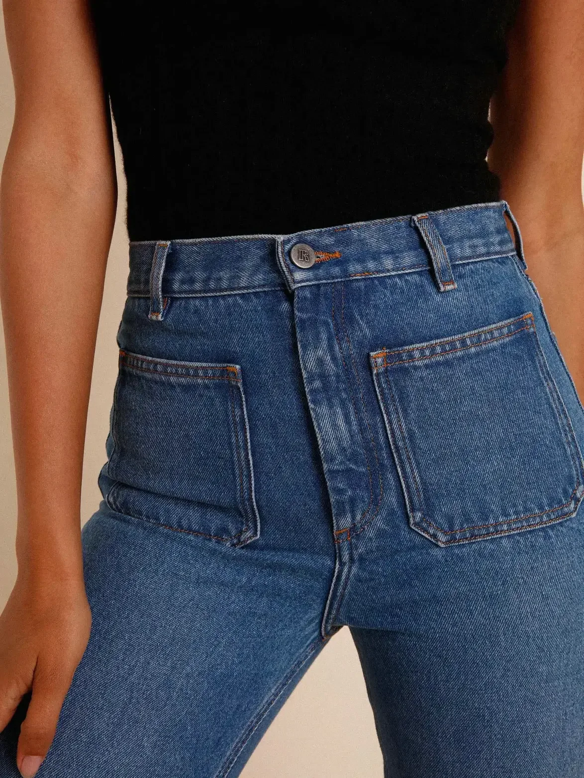 

French Retro High Waist Tube Slightly Denim Pants with Pockets for Female Women Straight Jeans Early Spring