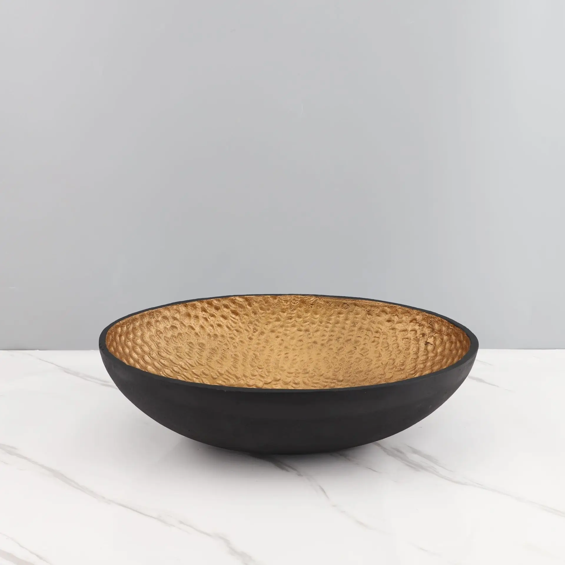 European creative simple cast iron black gold fruit plate ornament bedroom model room dining room study coffee table home decora