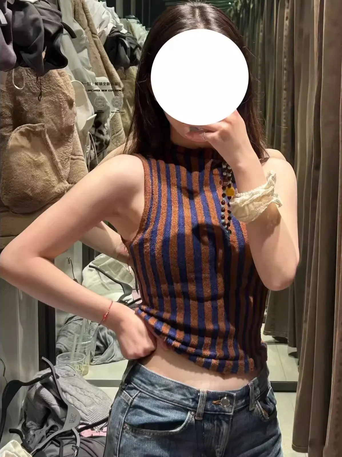 Spring Summer 2025 New Arrival Women's Slim Fit Patchwork Stripe Svel ort Knitted Vest Top Sweet Sle Polyester Fiber