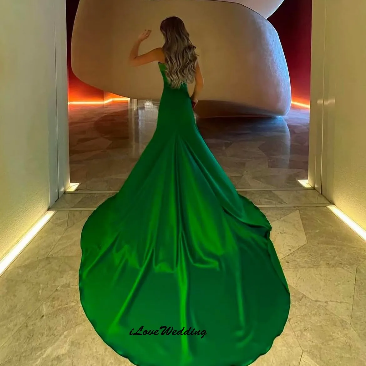 Smaragd Strapless Galajurken 2025, Satijn A-lijn Elegante Dames Feestjurk Mouwloze Formele Jurken Rechter Trein Gala Aangepast