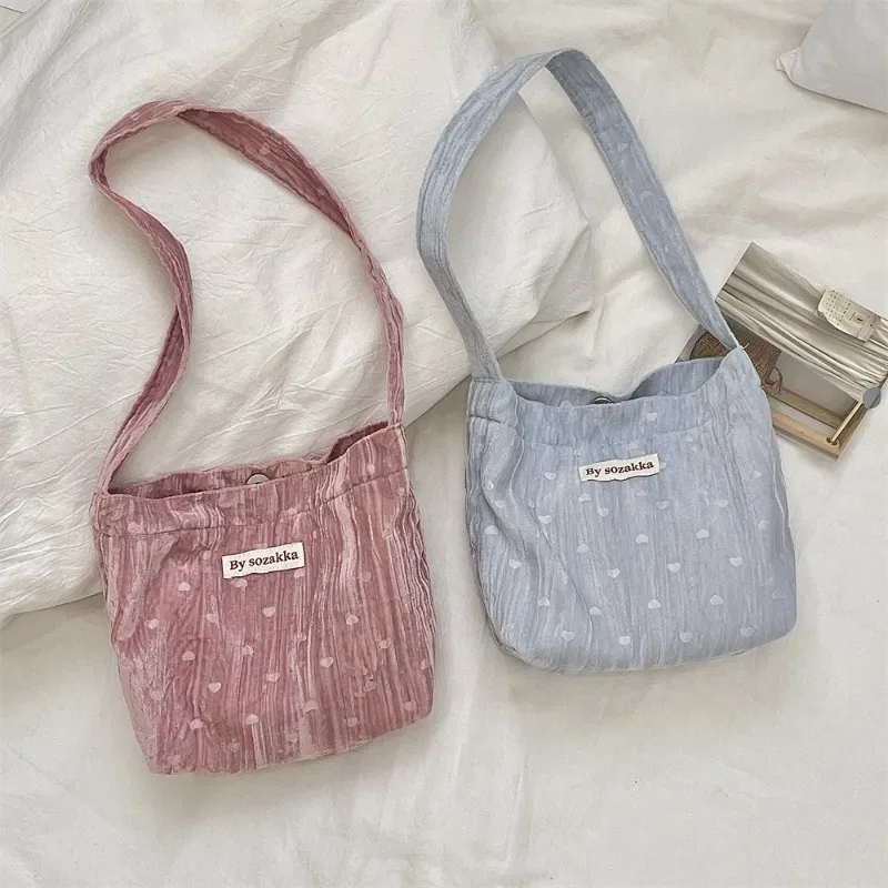 2025 New Velvet Fabric Shoulder Bag Simple Fanshion Heart Shaped Pattern Crossbody Casual Large Capacity Students Tote Bags