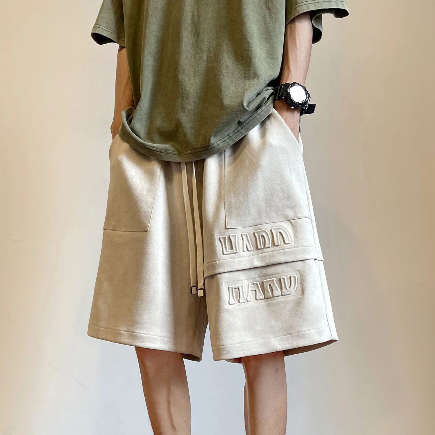 

Мужские летние модные свободные шорты из плотной замши больших размеров в американском стиле, спортивные повседневные бриджи с вставками