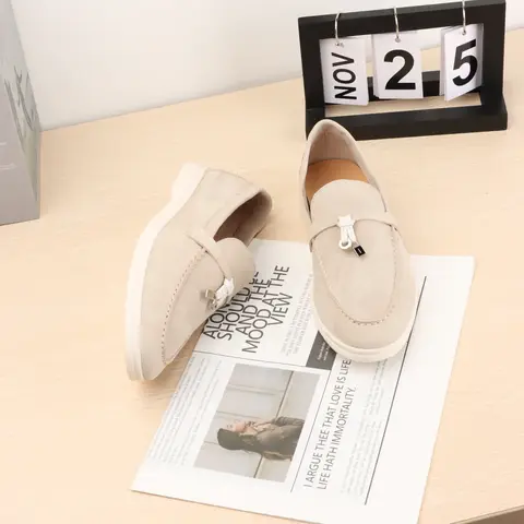 Summer Suede Leather Slip-On Loafers round Toe Flat Shoes Men Women Casual Moccasin Comfortable Mules Lazy Women Footwear