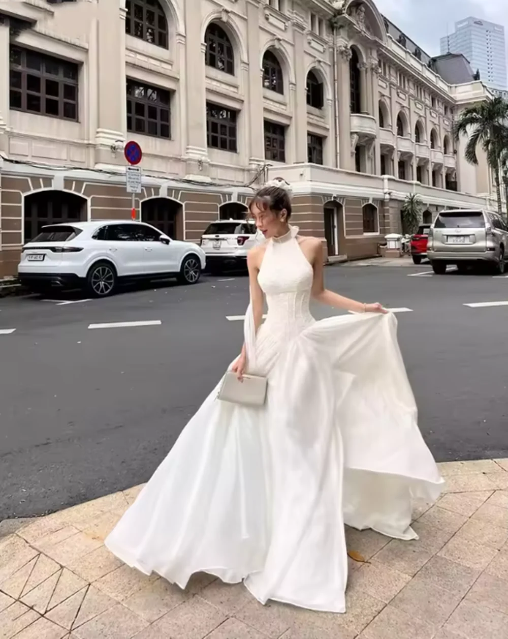 

lvory Chiffon Prom Gown Halter A Line Sexy Backless Party Dress Side Slit Prom Evening Dress Customized