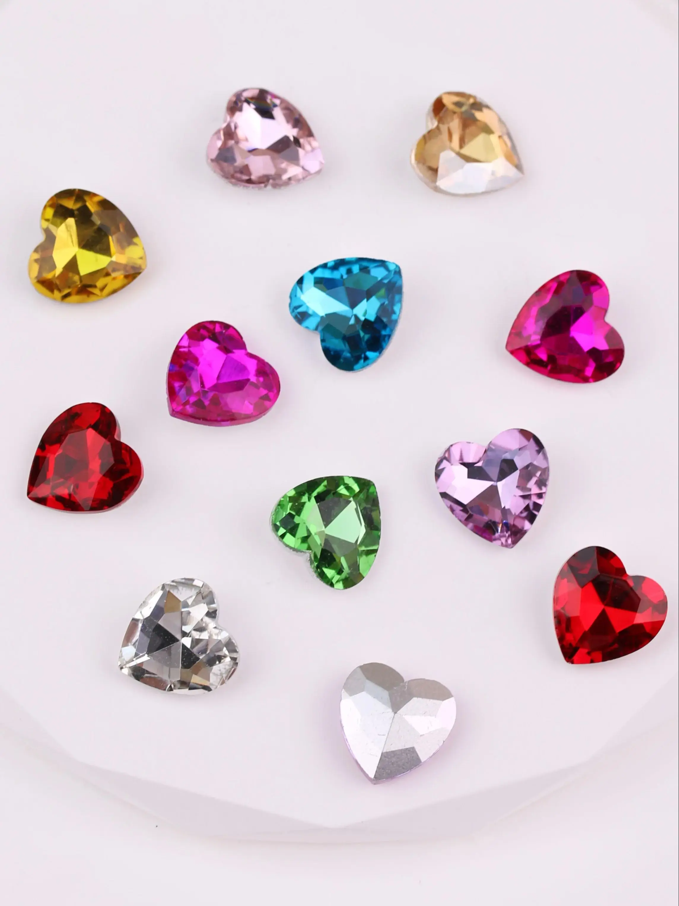 Glaskristall 8mm 10mm 12mm 14mm 16mm 18mm 27mm Verschiedene Farben Mix Herzform Klebeperlen Handy-Zubehör DIY – Detail 1