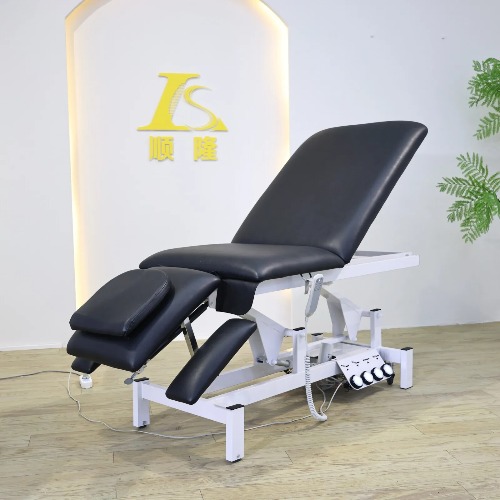 Electric Adjustable Treatment Table with Face Hole