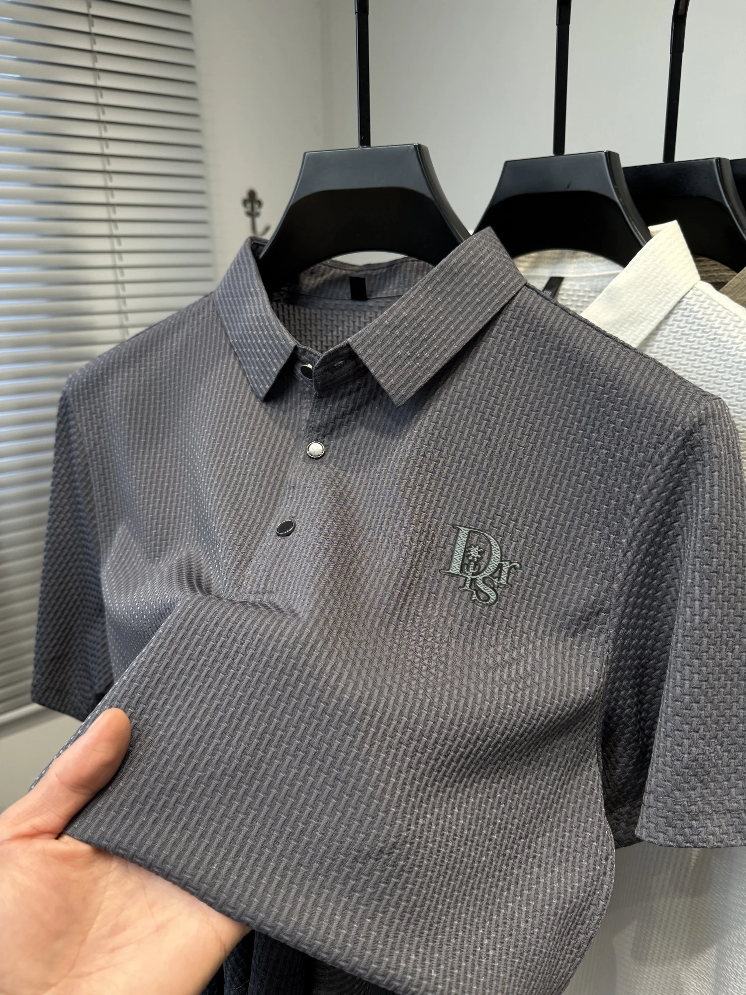 2026 Summer Fashion Ice Silk Polo Shirt Luxury High end Customized Men's Letter Relief Design Short Sleeve Slim Elastic T-shirt