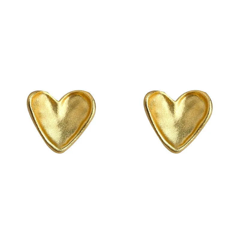 Vintage Old Money Style Matte Metal Textured Love Heart Stud Earrings Women Fashion Commute Luxury Advanced Sense Ear Jewelry