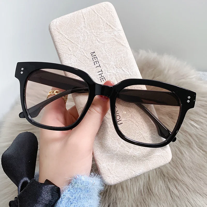 Small Rectangle Sunglasses Women Luxury Brand Men Shades Retro Square Black Sun Glasses Eyewear Trend Punk Eyeglasses For Male