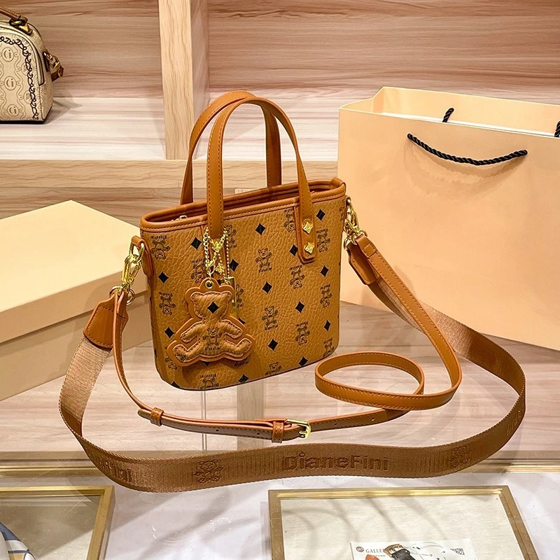 

High End Classic Designer Paris Ladies Messenger Bag Elegant Luxury Leather Popular Classic Trendy Women Bag