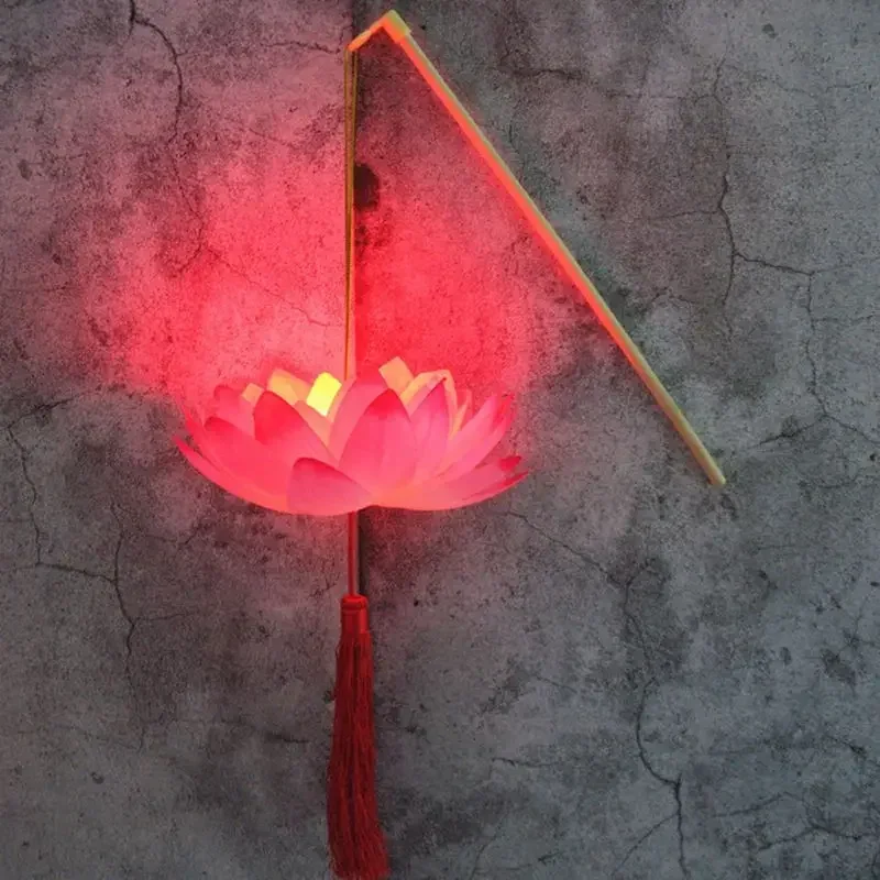 Tragbare erstaunliche Blüte Lotusblume Licht Lampe Party leuchtende Laternen für Mitte Herbst Festival Geschenk tanzen Requisiten Laterne Dekor