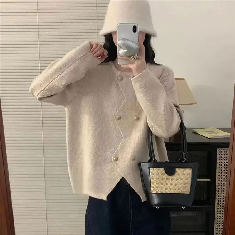 Knitted Top for Women Round O Neck Cardigan Ladies Sweaters Winter Button Purple Cold Modern Y2k Vintage 2024 New Collection In