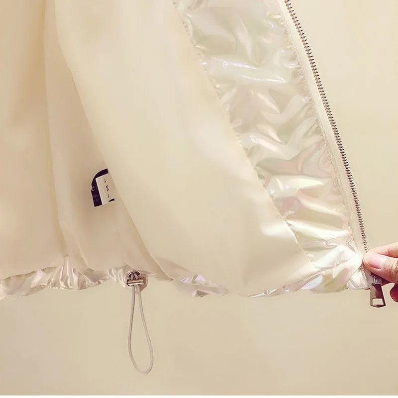 Chaqueta de plumón de algodón con capucha corta acolchada, abrigo grueso, ropa de pan, Parka blanca brillante plisada, moda de invierno, novedad de