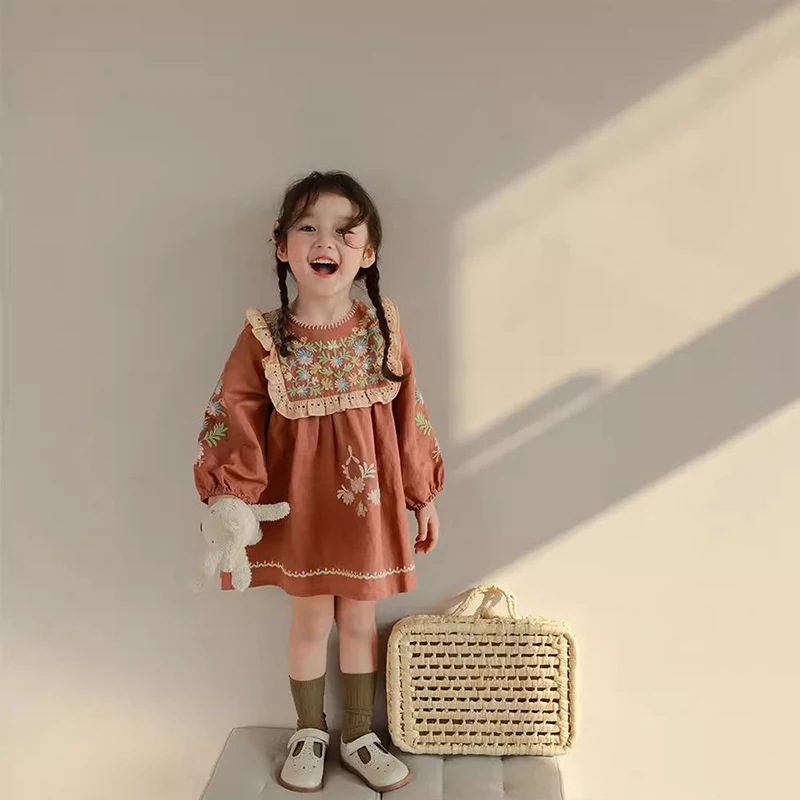 Spring Autumn Girls Dresses Kids Hollow Lace Embroidered Dress Children Vintage Clothing Toddler Girls Princess Dress for 1-7Y