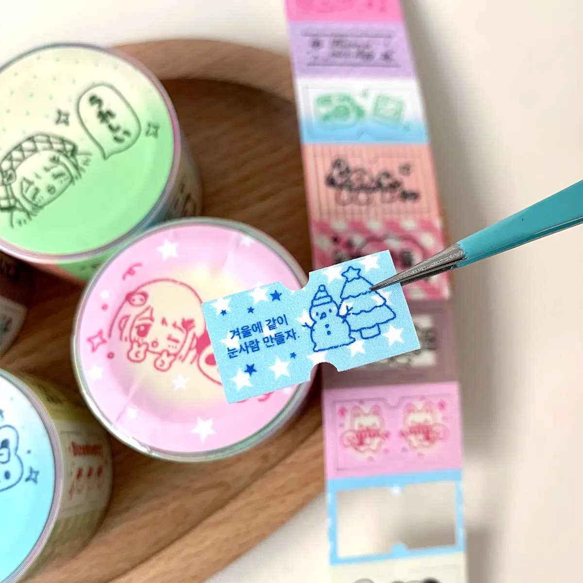 WAKAWAKA Shiny Label Sticker Tapes Kawaii Deco Sticker for Arts Crafts Album Winter Masking Tapes Cute Things Collection