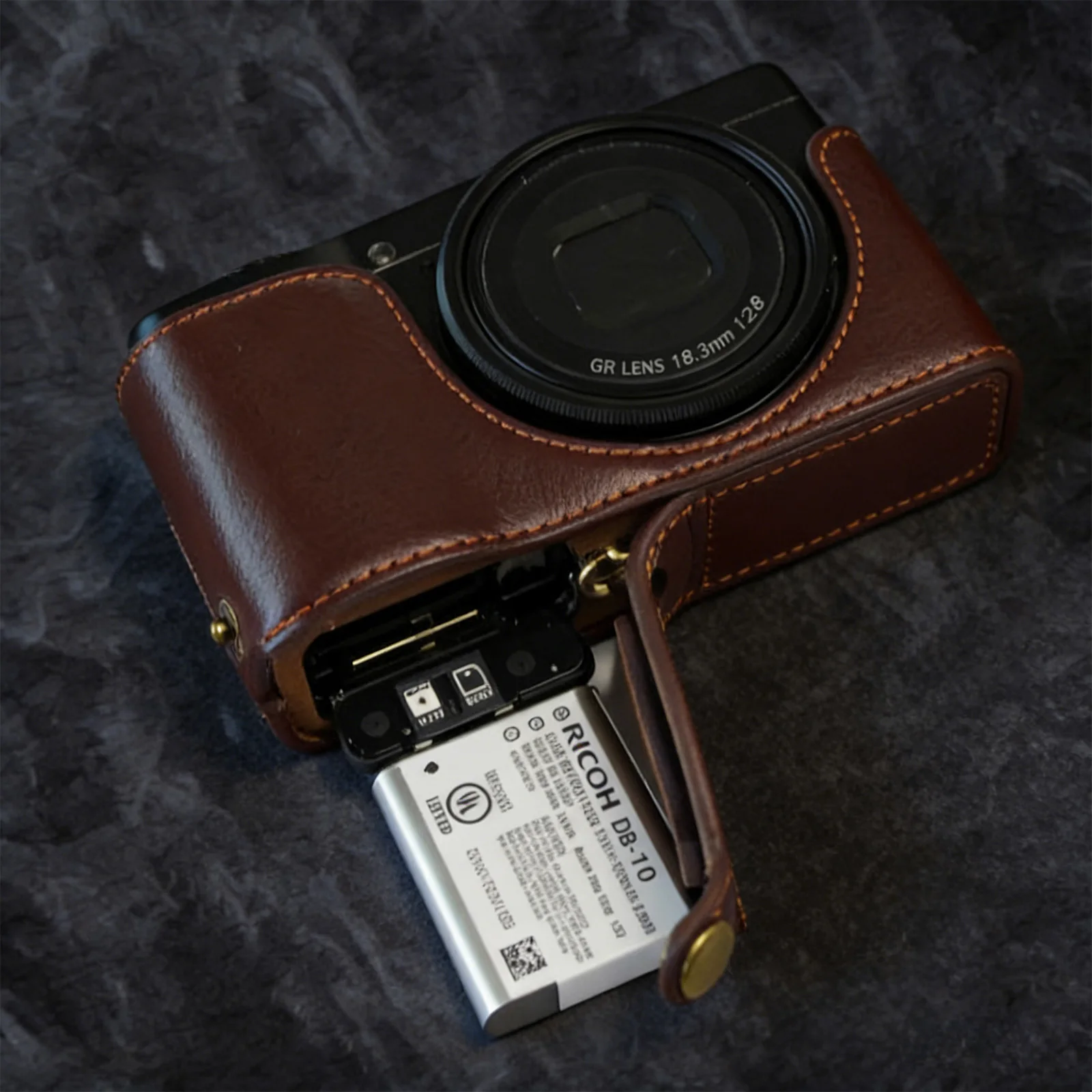 Camera Half Case for Ricoh GRIII GR3, PU Leather Protective Cover for GR3X, Camera Bag Base Skin Body Case Camera Accessories