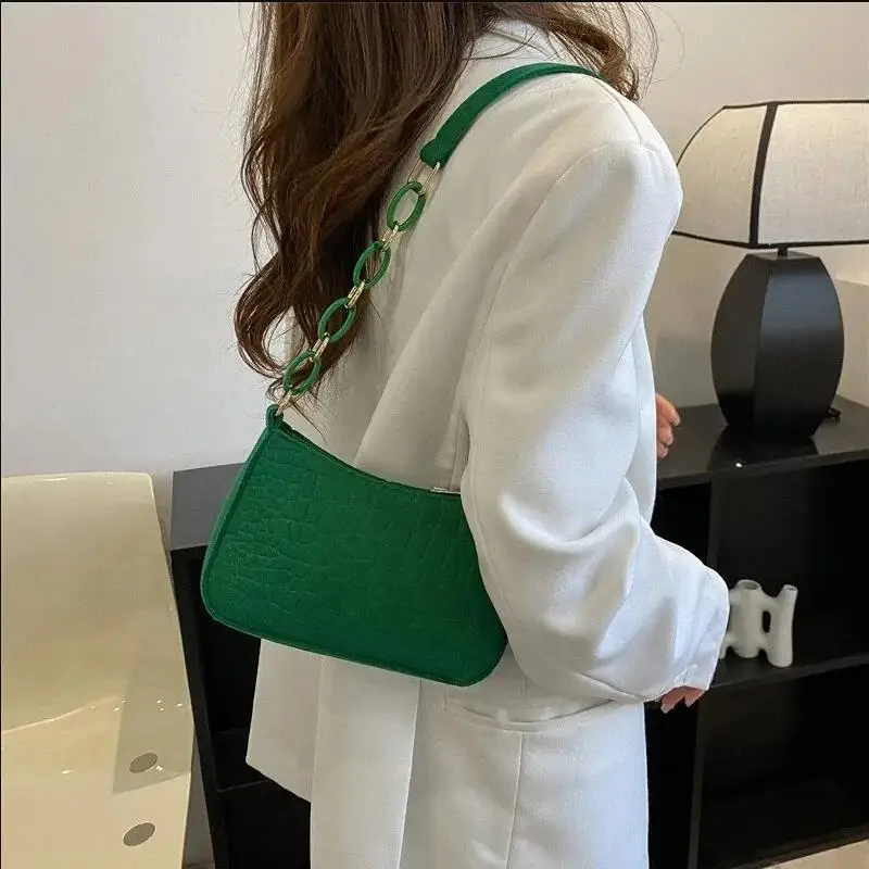 Popular Retro Gentle Temperament Small Square Bag 2024 Fall Shoulder Handheld Fashion Casual Yankee Underarm Small Square Bag