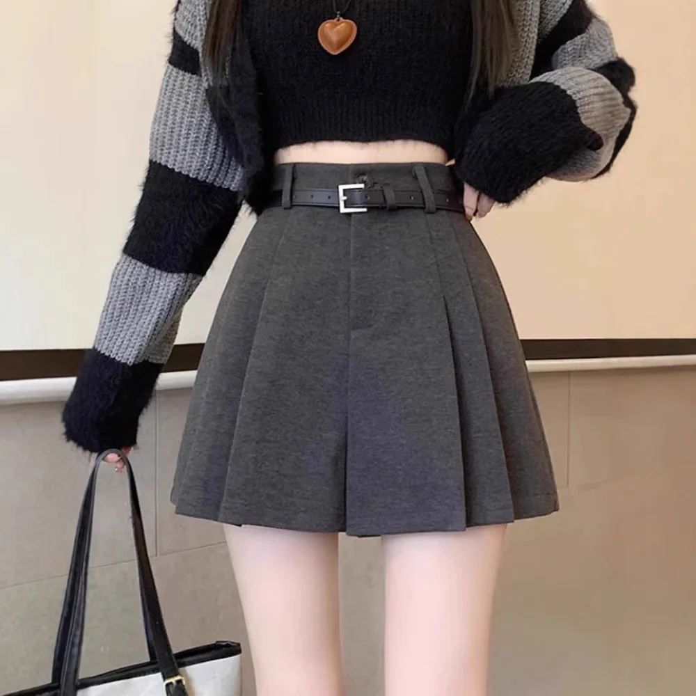 

Женские плиссированные шерстяные шорты кофейного цвета, новинка осени и зимы 2025 года, ботинки трапециевидной формы с высокой талией и широкими штанинами