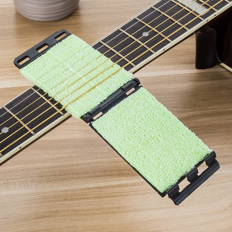 Elektrik gitar bas Ukulele için evrensel dize temizleme aracı Guzheng yaylı çalgılar koruyucu temizleyici temizleme fırçası