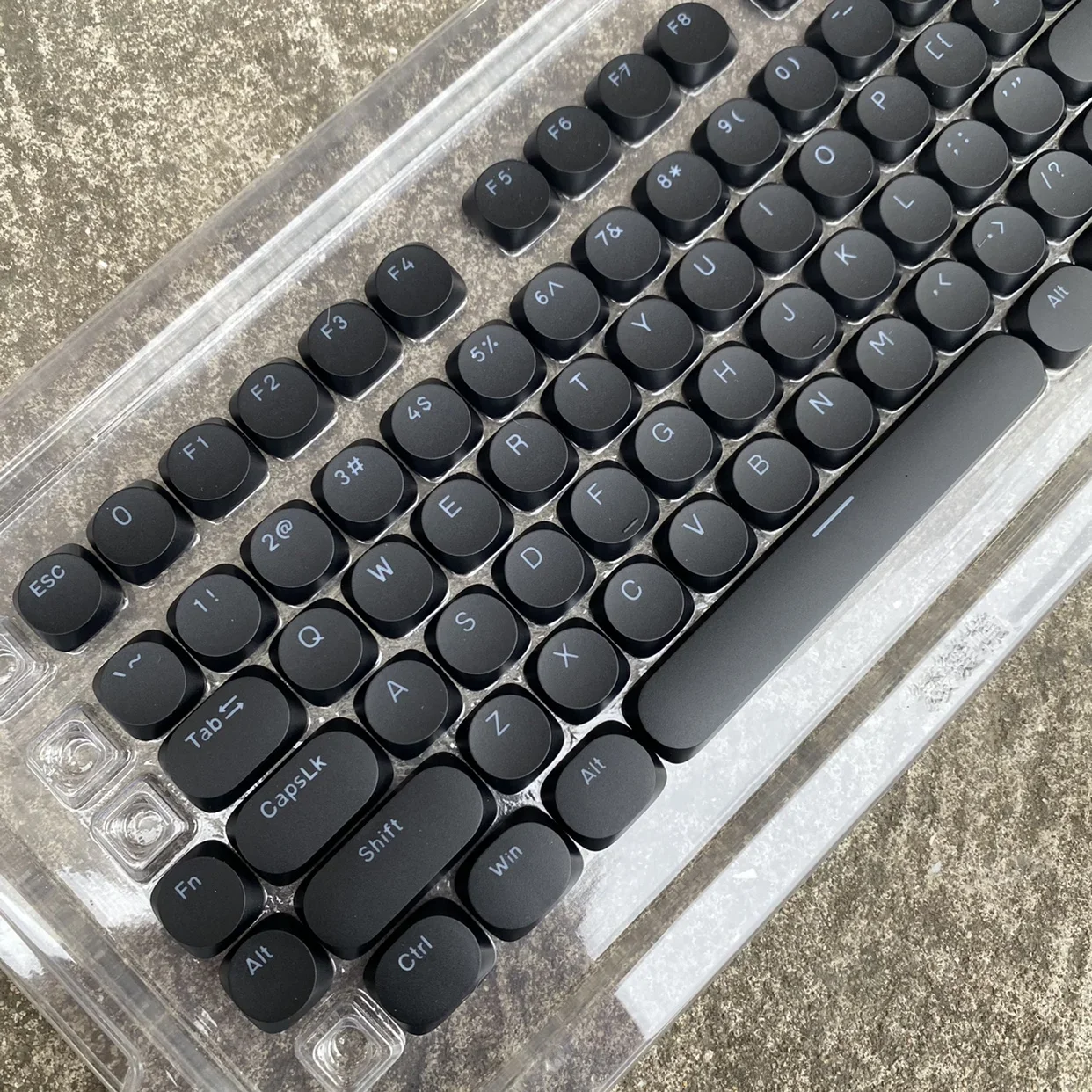 112 Keys Low Profile Keycaps 6MM Low Profile Keycap Translucent ABS MX Switches Keycaps for 60/68/75/84/87 Mechanical Keyboard