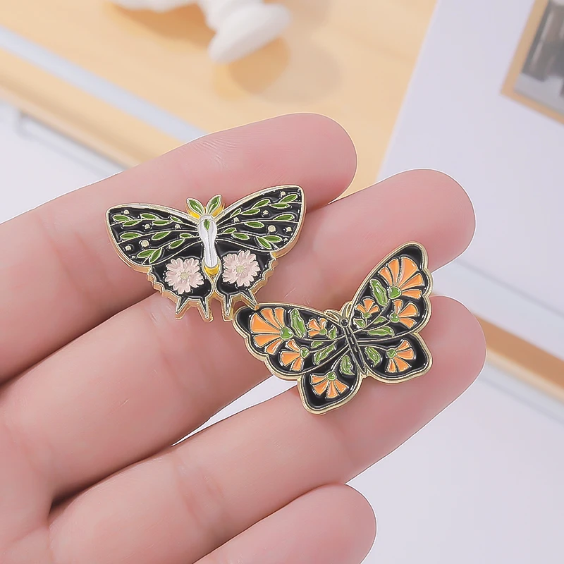 5-6 Pcs/Set Dinosaurs Park Enamel Pins Butterfly Hedgehog Frog Brooches Lapel Badges Animal Plant Jewelry Gifts Dropshipping