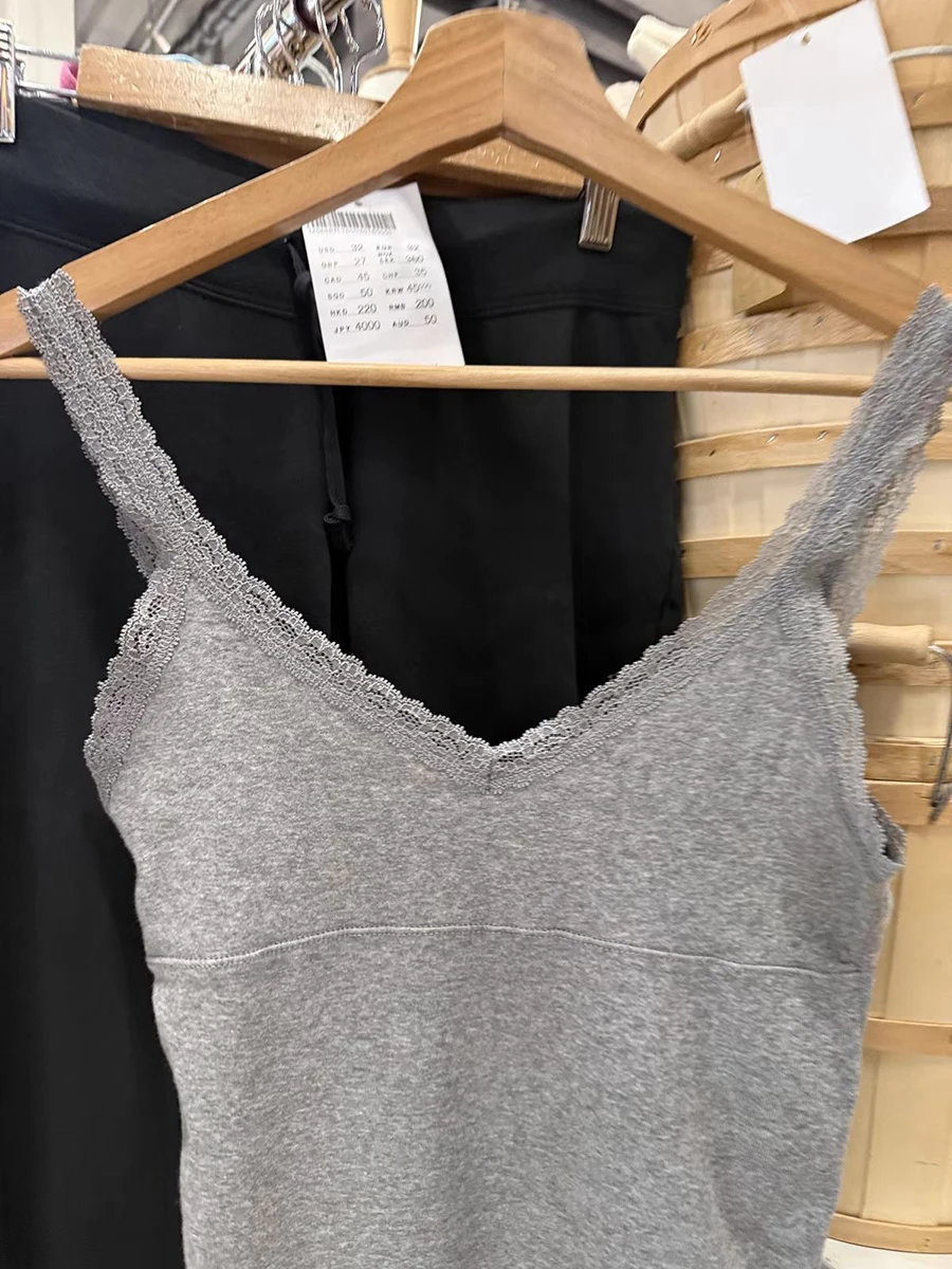 Gray Lace Trim Slim Tank Top W - Cami Top Lace recension och pris
