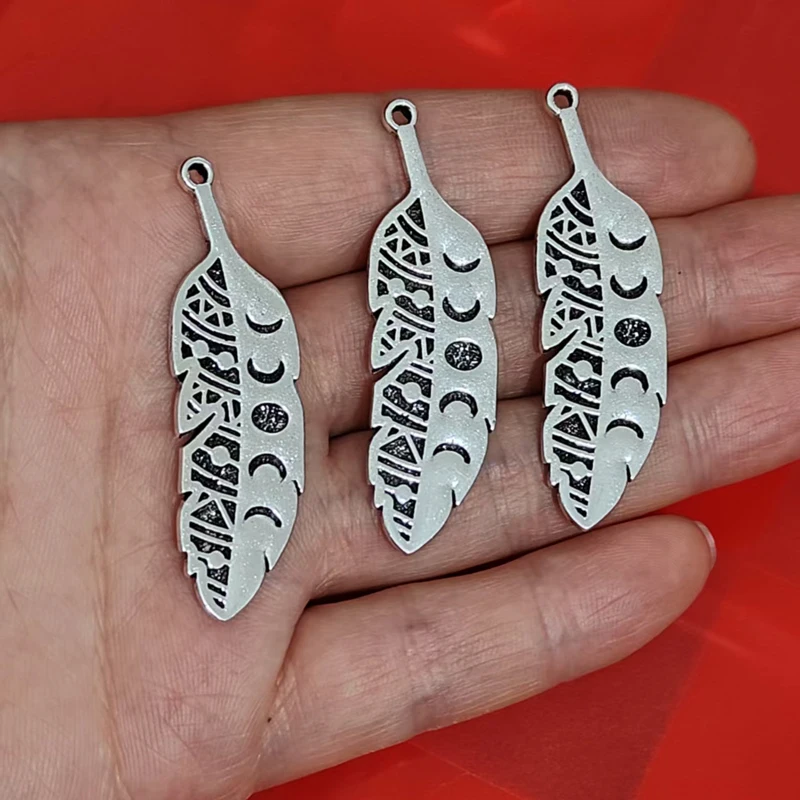 5pcs 4.6cmx1.3cm Vintage Moon Change  Eclipse Moon leaf charm